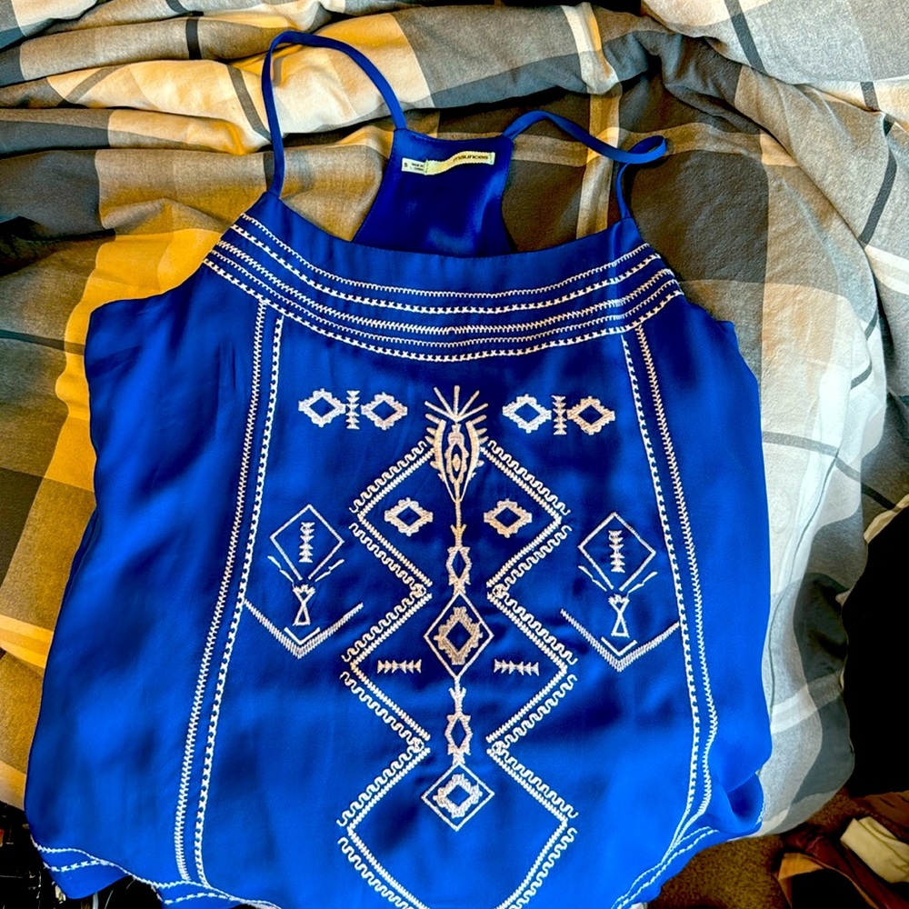 Small Maurice’s dressy tang top.  Like new